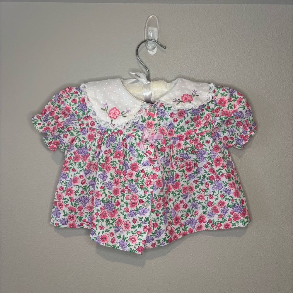 VINTAGE CRADLE TOGS‎ BABY GIRL Floral Embroidered w/ Lace Button Down Top 6-9M